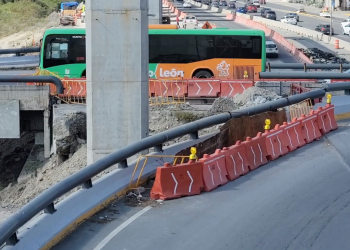 Metro De Samuel - Tu Colonia Regia