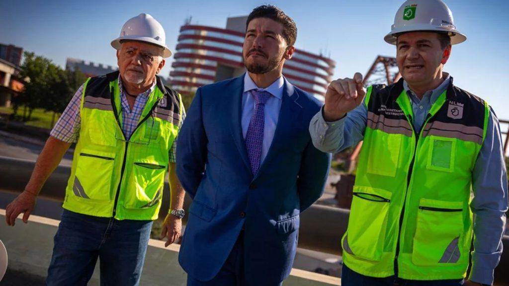 Columna-inutil-de-la-linea-6-en-nuevo-leon - Tu Colonia Regia Samuel García Viendo Obras Del Metro - Tu Colonia Regia