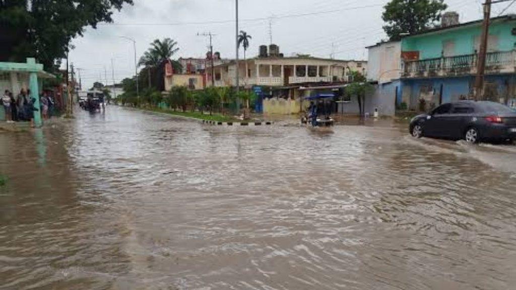 Afectaciones-en-avenida-gonzalitos-y-morones-prieto - Tu Colonia Regia Inundaciones Por Lluvias En Monterrey - Tu Colonia Regia
