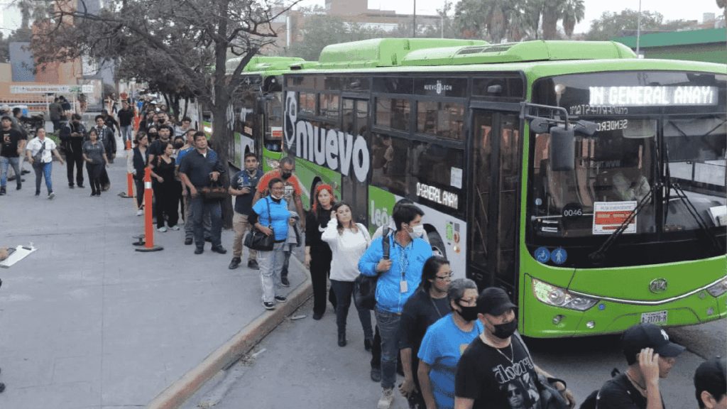 Transporte-publico-de-nuevo-leon-tu-colonia-regia - Tu Colonia Regia Camión Chueco En Juárez Lleva a Plantearse Sobre El Transporte Público De Nuevo León Y Su Deficiencia En La Ciudad - Tu Colonia Regia - Tu Colonia Regia